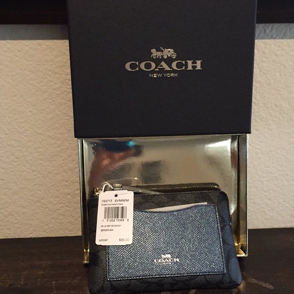 NEW, never used, this seasons COACH wallet! - Picture 1 of 4